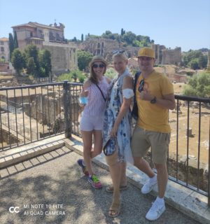 Rzymskie wakacje z klientami na Forum Romanum